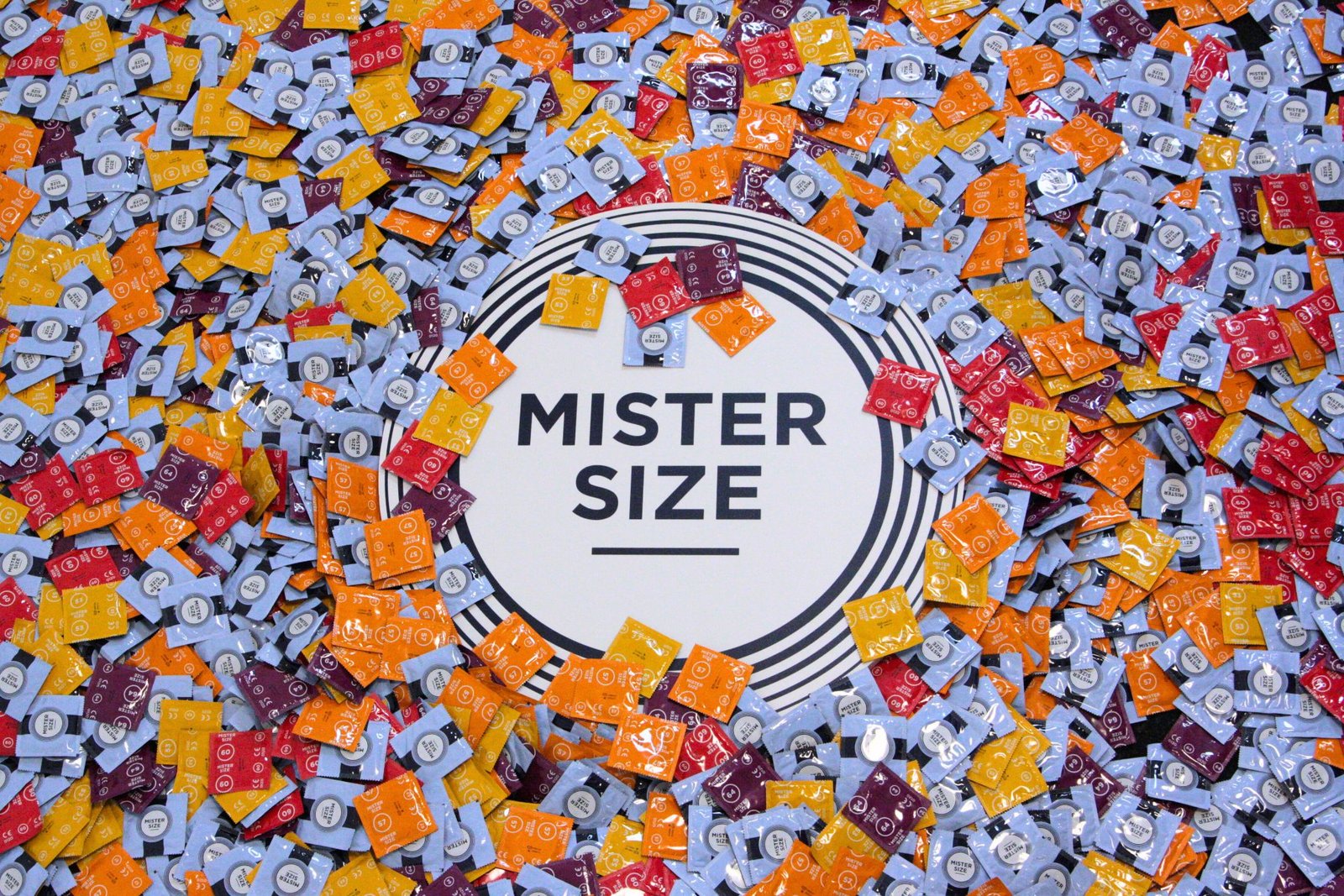 Forskellige kondomer fra Mister Size med forskellige nominelle bredder